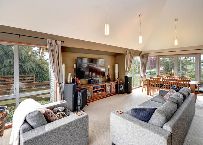  at 12 Grey Street, Allanton, Mosgiel