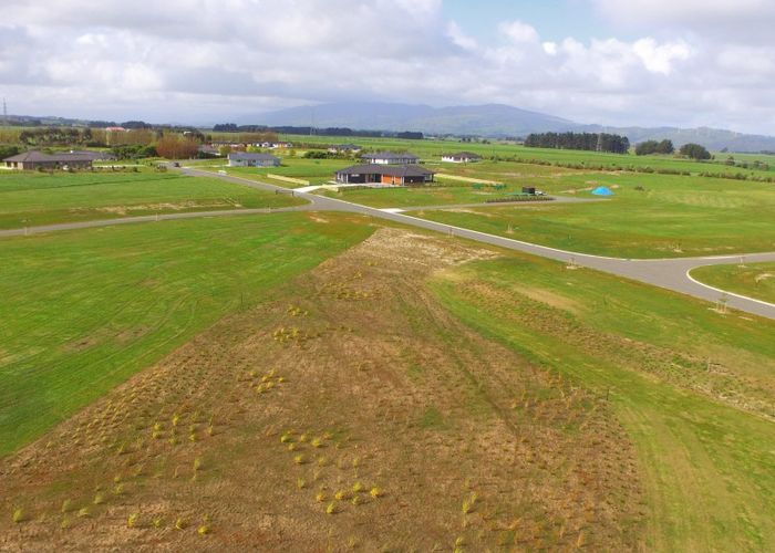  at 2 Paterson Lane, Kelvin Grove, Palmerston North