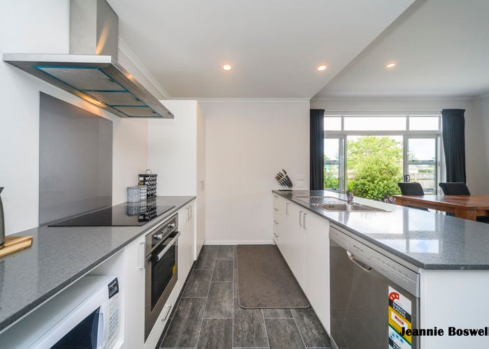  at 52 Exeter Crescent, Takaro, Palmerston North