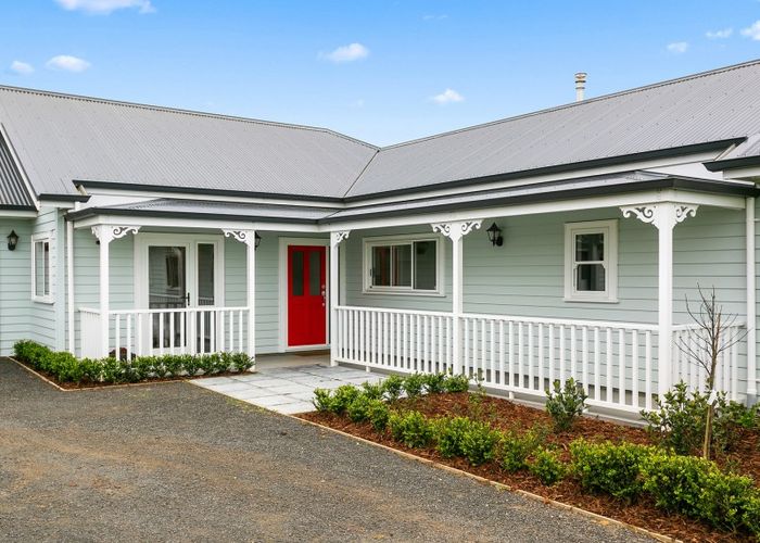  at 210B Pickering Road, Cambridge