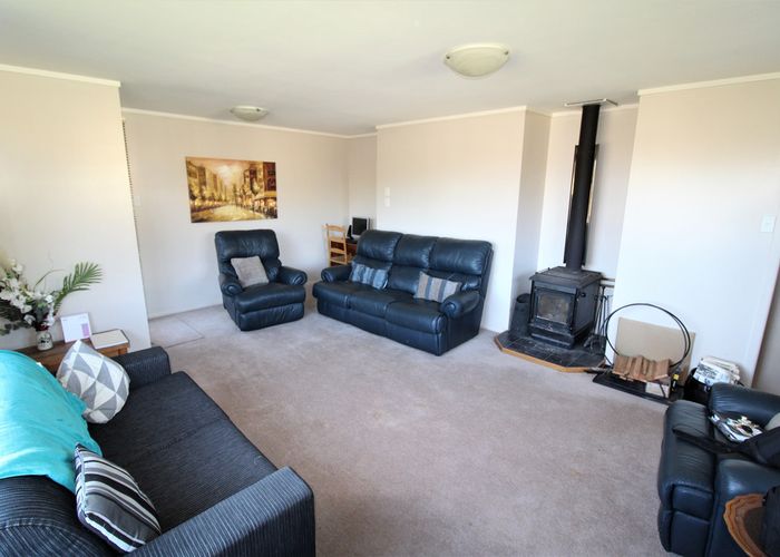  at 6 London Street, Weston, Oamaru