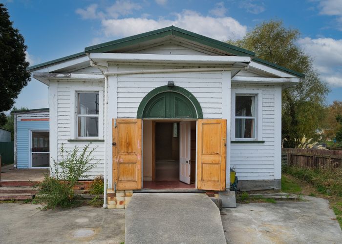  at 16 Greenwich Street, Waihola