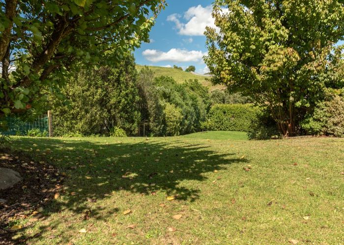  at 8 Roger Guy Place, Welcome Bay, Tauranga