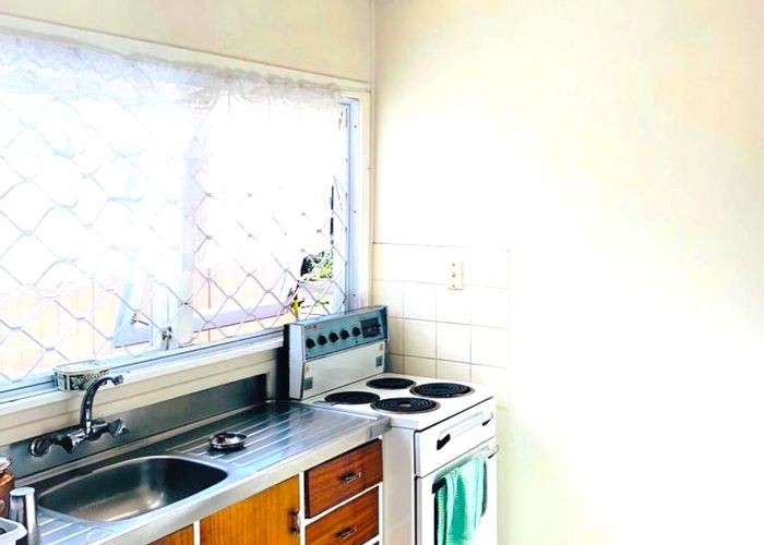  at 2/28 Alfriston Road, Manurewa East, Auckland