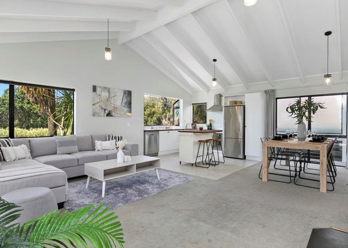  at 2 Hartford Avenue, Papamoa Beach, Papamoa