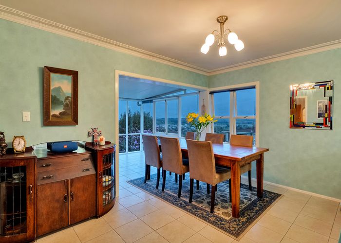  at 2 Hamlet Place, Pukekohe, Pukekohe