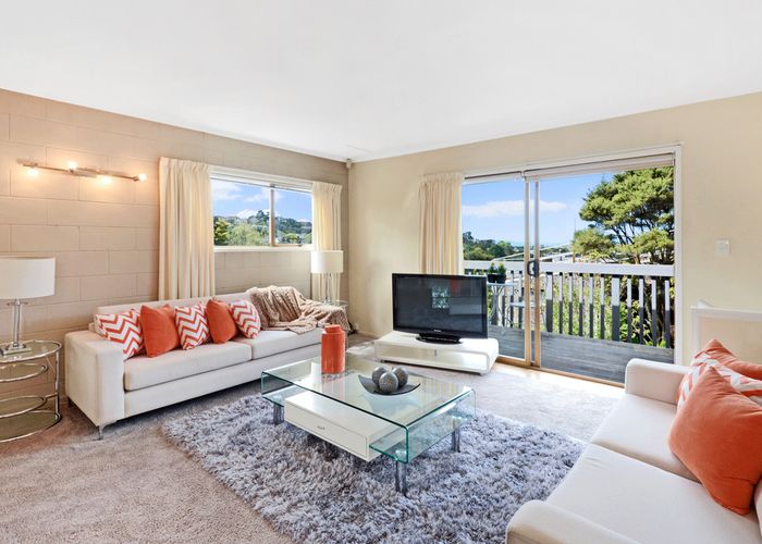  at 1/11 Portobello Place, Torbay, Auckland