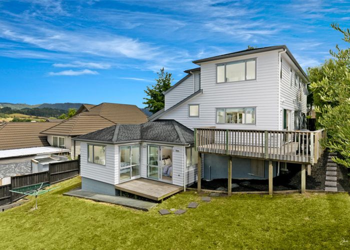  at 18 Virginia Street, Henderson, Auckland