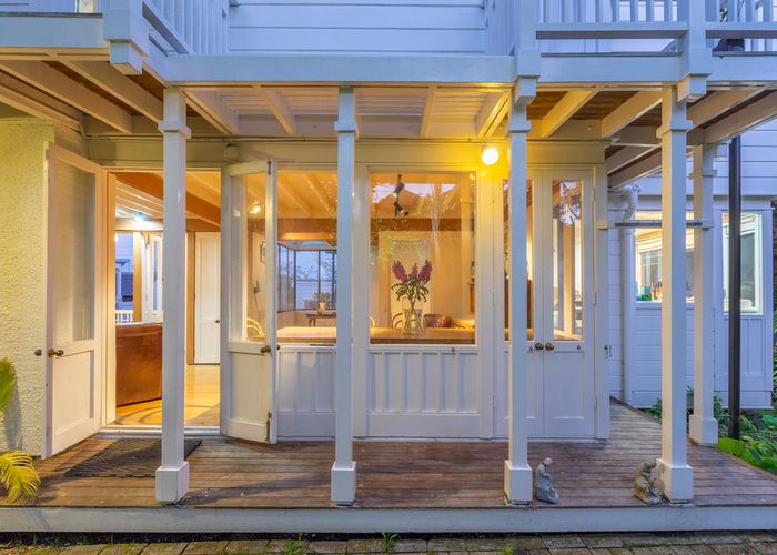  at 4/57 Wood Street, Freemans Bay, Auckland
