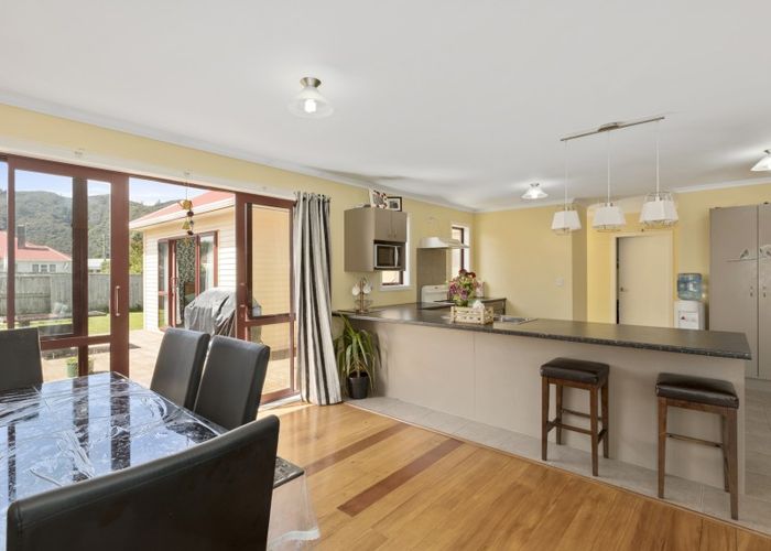  at 10 Pringle Street, Taita, Lower Hutt