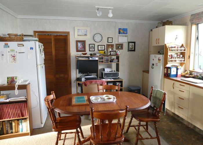  at 10 Stewart Street, Waimangaroa