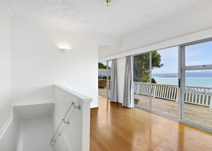  at 152 Barnard Street, Wadestown, Wellington