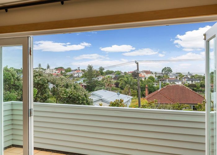  at 18 Maungarei Road, Remuera, Auckland