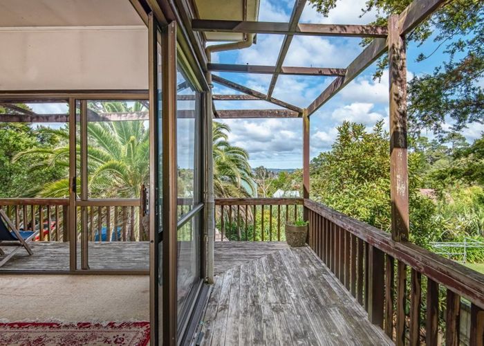  at 45 Tauhinu Road, Greenhithe, Auckland