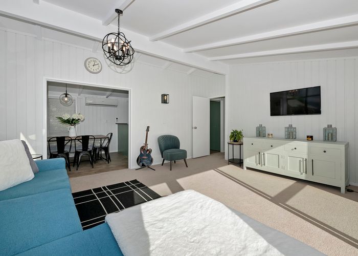  at 10 Raynham Way, Silverstream, Upper Hutt