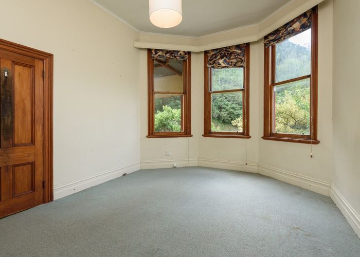  at 11 Adams Terrace, Aro Valley, Wellington