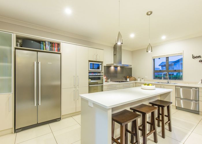  at 3 Singleton Avenue, Stonefields, Auckland