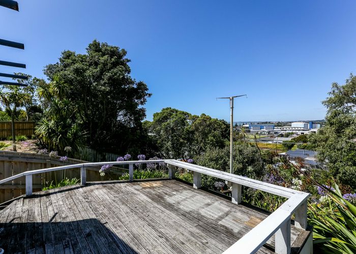  at 32 Ngamotu Road, Moturoa, New Plymouth
