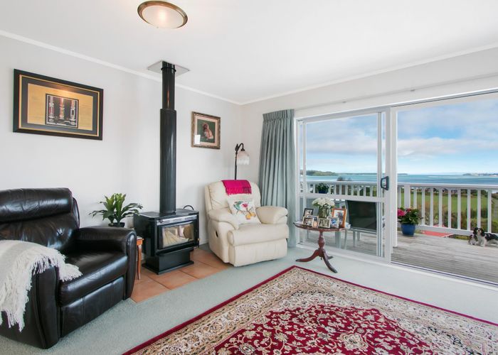  at 8 Adela Stewart Drive West, Athenree, Waihi Beach