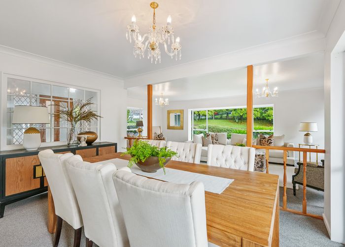  at 3 Bragato Place, Chatswood, Auckland