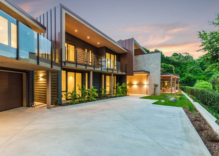 at 22 Estuary Views, Shelly Park, Auckland