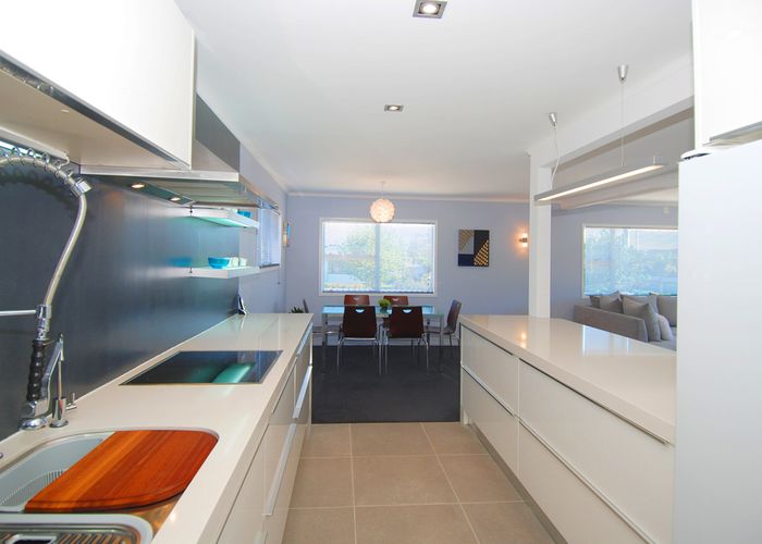  at 2/128 Selwyn Avenue, Mission Bay, Auckland