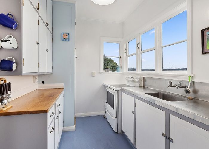  at 39 Kinghorne Street, Strathmore Park, Wellington