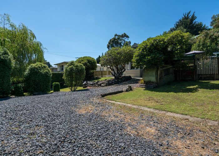  at 4 Prosser Street, Green Island, Dunedin