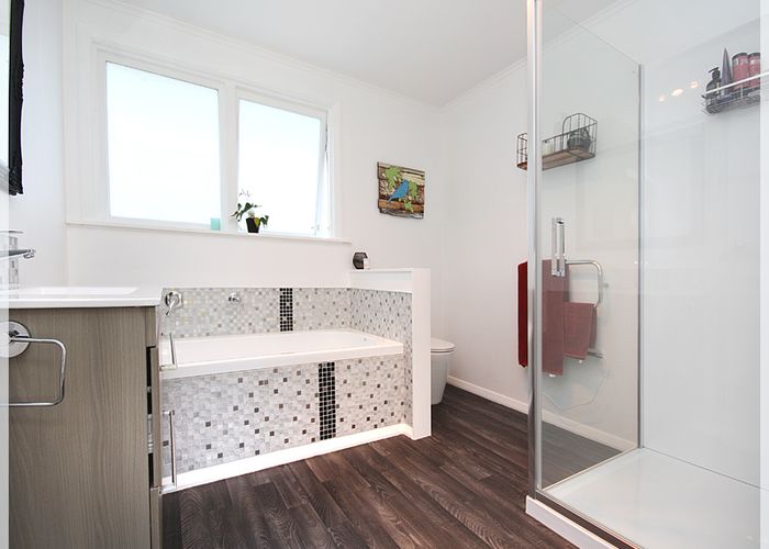  at 132 Takapu Road, Manakau, Levin