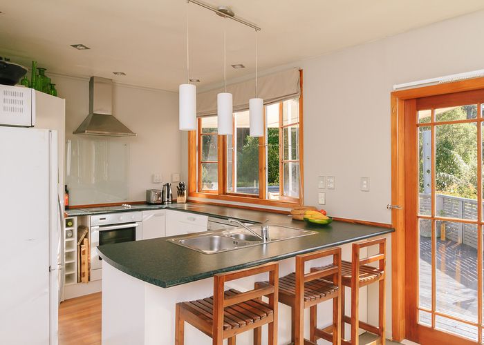  at 68 Elmslie Road, Pinehaven, Upper Hutt