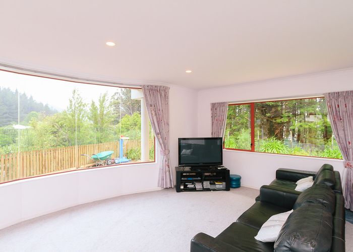  at 5 Sylvan Way, Silverstream, Upper Hutt
