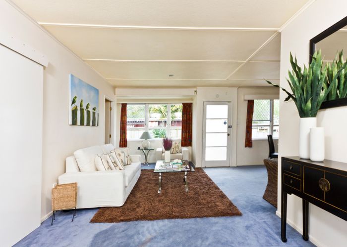  at 32 Woodbine Avenue, Greenlane, Auckland