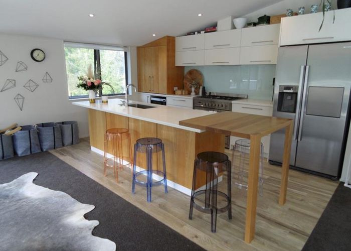  at 30 Kempthorne Crescent, Mission Bay, Auckland