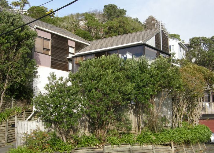  at 10 Creswick Terrace, Northland, Wellington