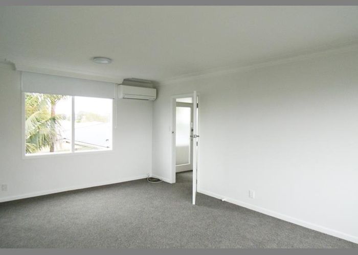  at 195 Garnet Road, Westmere, Auckland