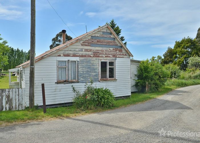  at 100 Riversdale Road, Waihakeke, Carterton