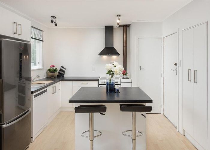  at 21 Mitchell Street, Redwoodtown, Blenheim