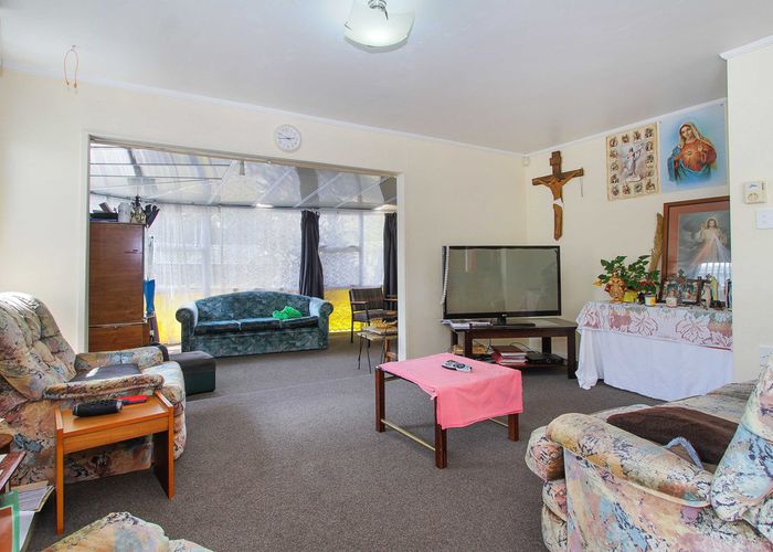  at 117 Connell Street, Blockhouse Bay, Auckland