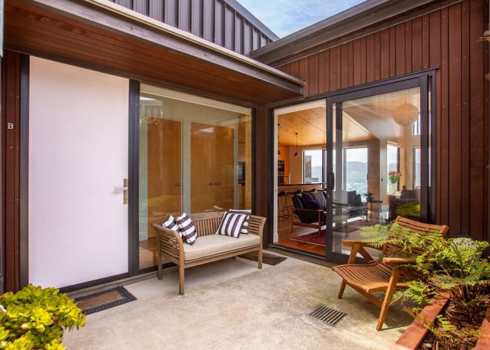  at 1B Robieson Lane, Roseneath, Wellington