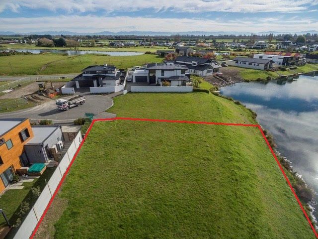  at 14 Waterview Court, Northwood, Christchurch
