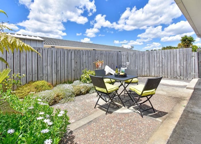  at 5/54 Moore Street, Howick, Auckland