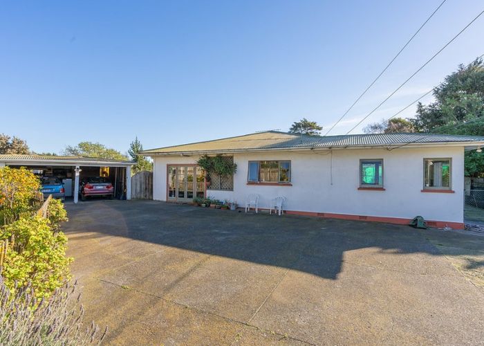 Free property data for 136 Raumati Road, Raumati Beach, Paraparaumu