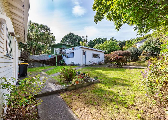  at 110 Darlington Road, Miramar, Wellington