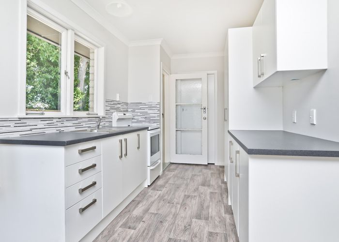  at 46 Joanna Place, Deanwell, Hamilton