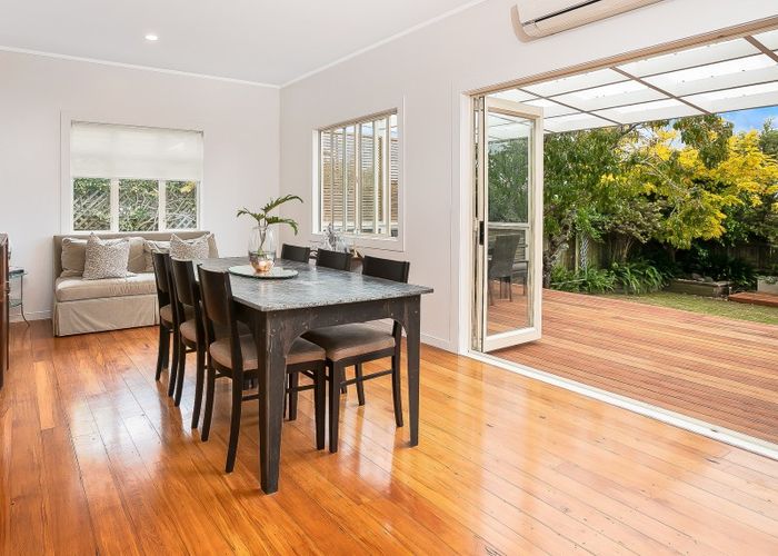  at 54 Dignan Street, Point Chevalier, Auckland