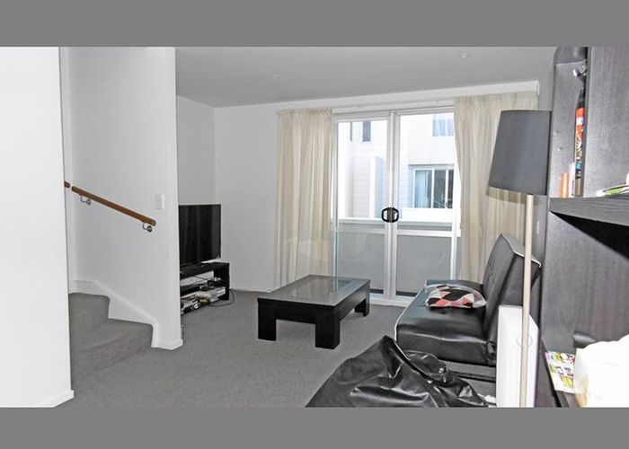  at 10/852 Mount Eden Road, Three Kings, Auckland