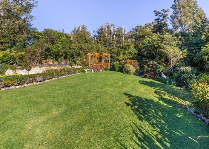  at 79 Sierra Way, Blue Mountains, Upper Hutt