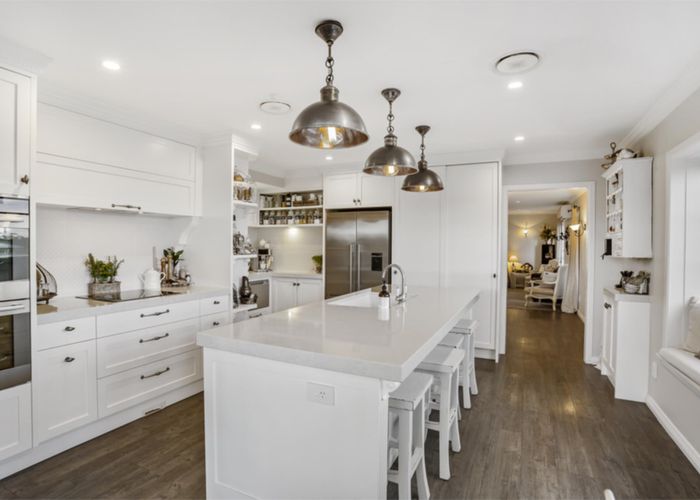  at 12 Oakdale Road, Mount Roskill, Auckland