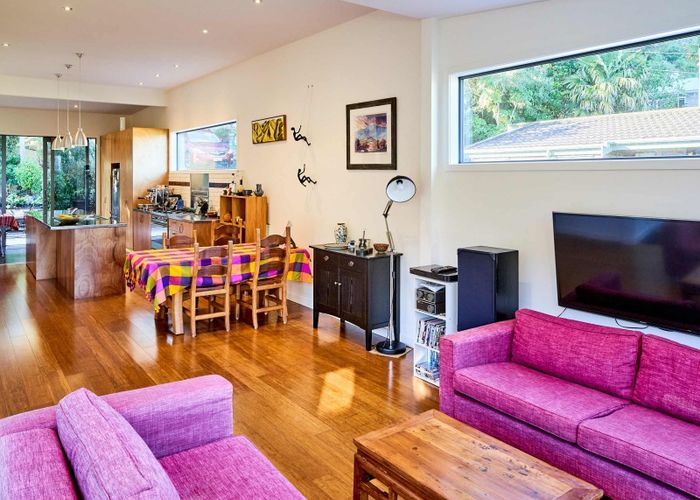  at 3 Kaitawa Road, York Bay, Lower Hutt