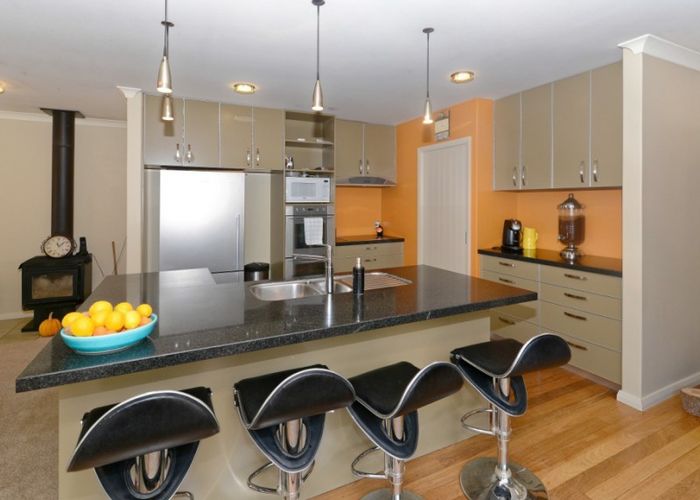  at 15 Golden Place, Fairfield, Hamilton